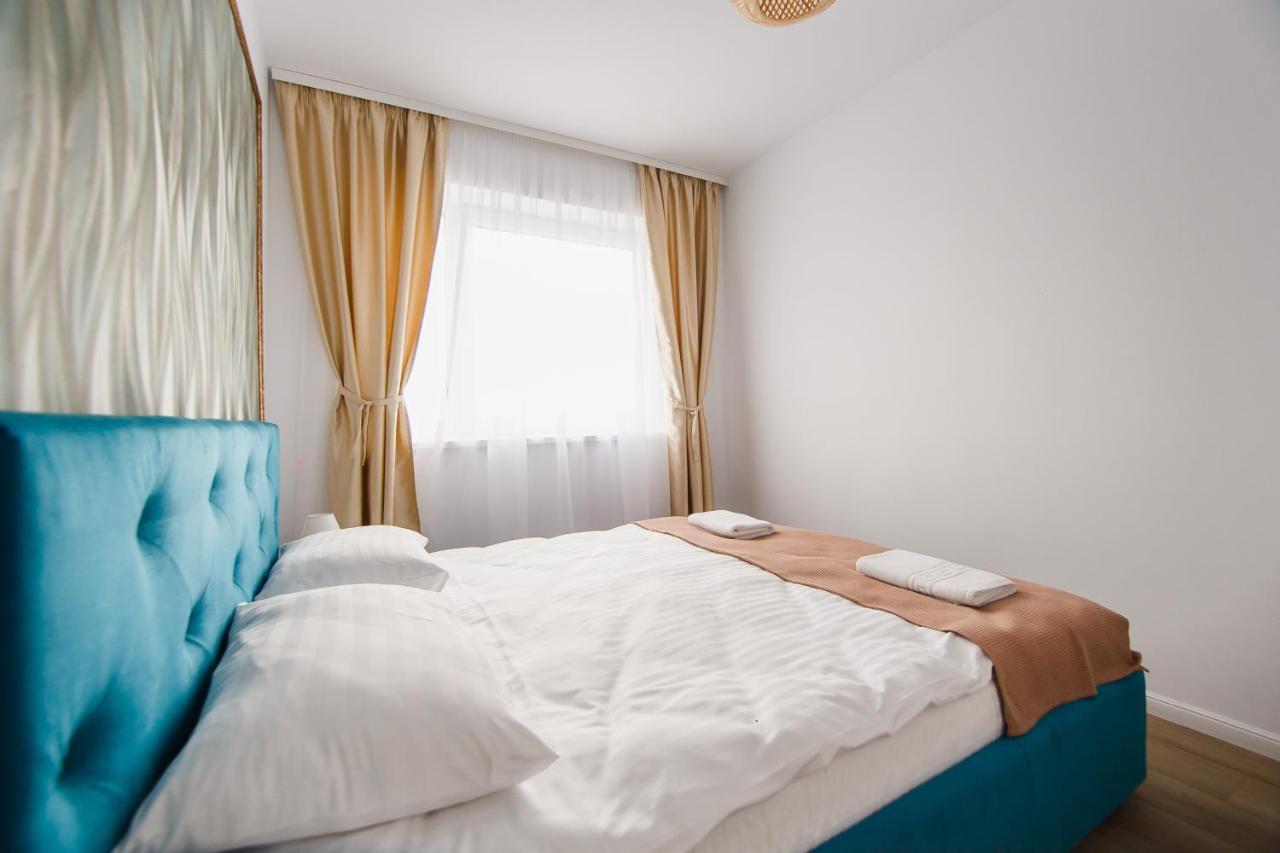 Trio Orange Apartment Oradea Exterior foto