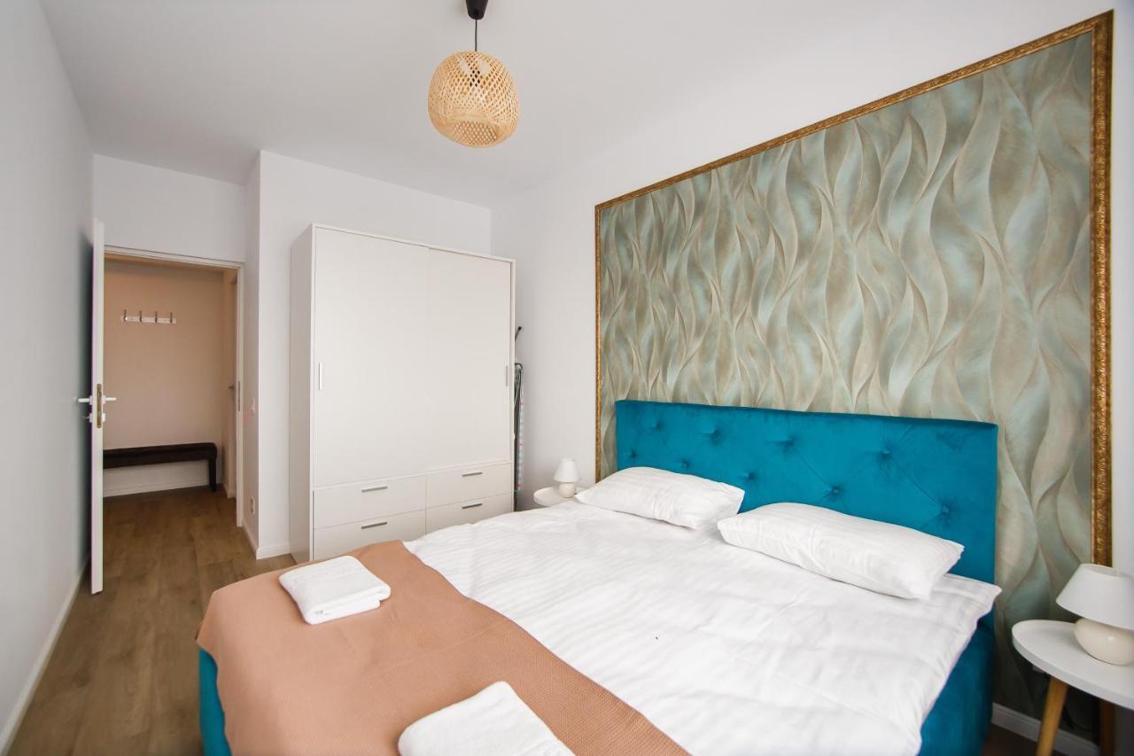 Trio Orange Apartment Oradea Exterior foto